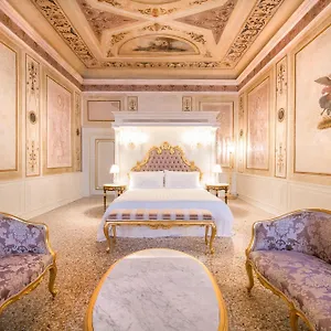 Ca' Bonfadini Historic Experience 5* Venetië