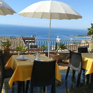 Varo Bed & Breakfast